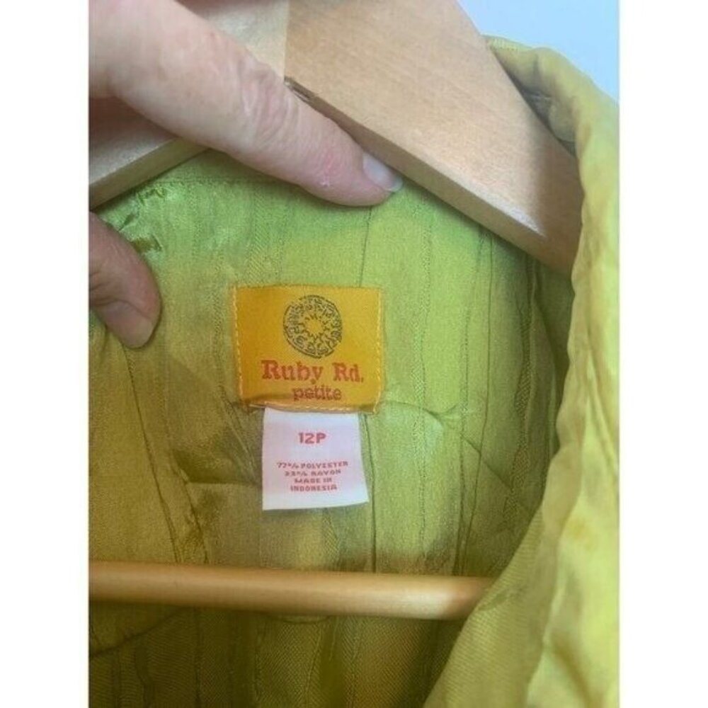 Ruby Rd. Petite Women's Jacket Lime Button Down Closure Textured Fabric Size 12P - Picture 9 of 10